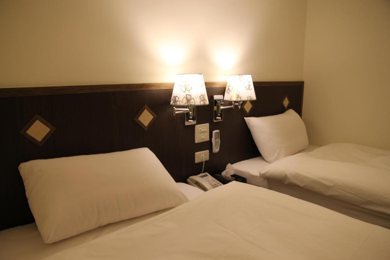 Melody Hotel T'ai-tung Esterno foto
